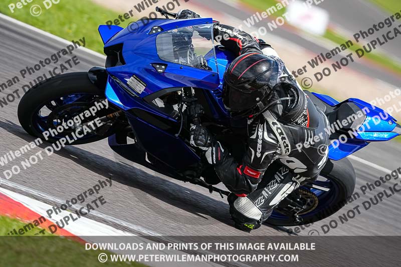 donington no limits trackday;donington park photographs;donington trackday photographs;estoril;event digital images;motorbikes;no limits;no limits trackdays;peter wileman photography;portugal;trackday;trackday digital images;trackday photos